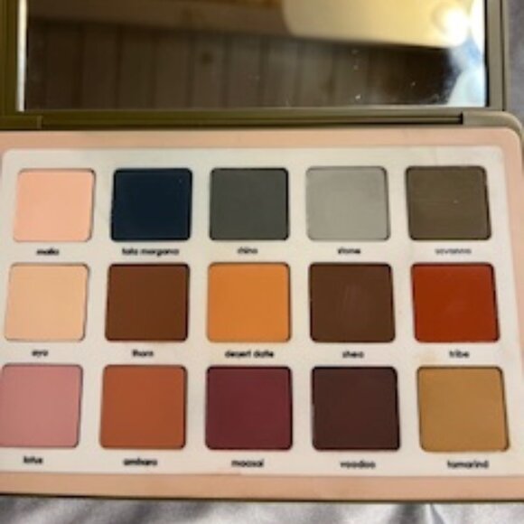 Almost New Limited Edition Natasha Denona Safari Full-Size Eyeshadow Palette - Picture 1 of 7